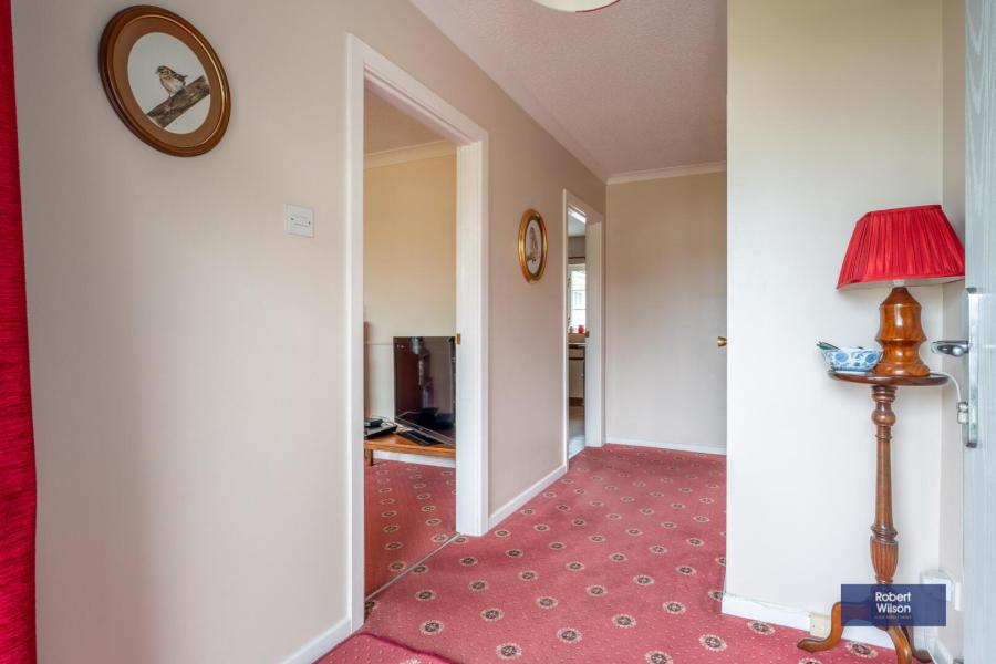 37 Coachmans Way