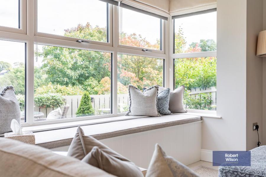 8 Belgravia Court