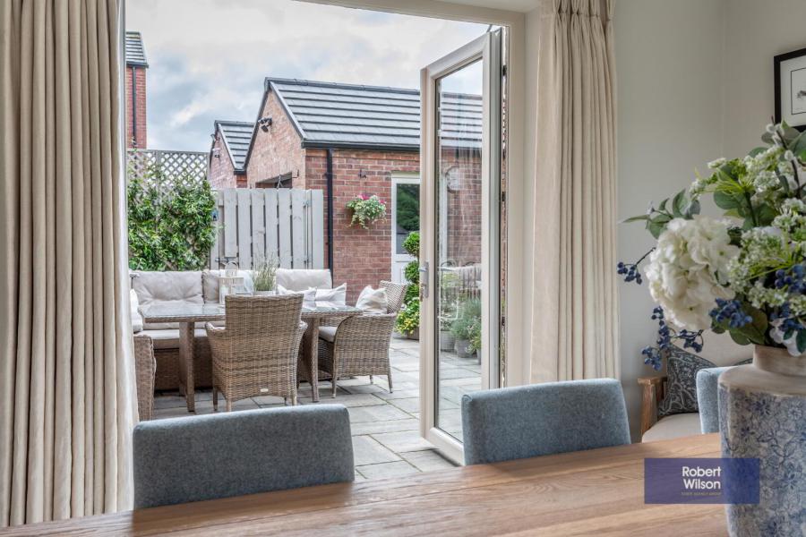 8 Belgravia Court