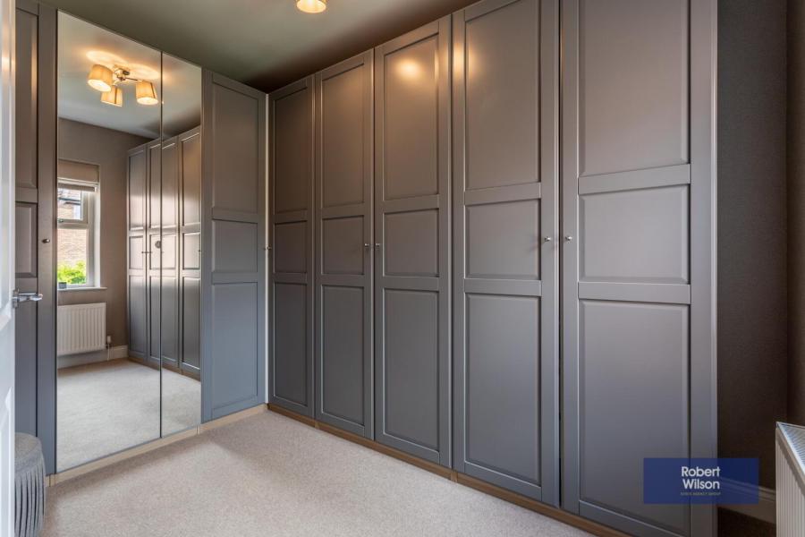 8 Belgravia Court