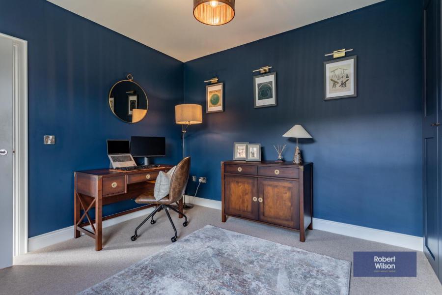8 Belgravia Court