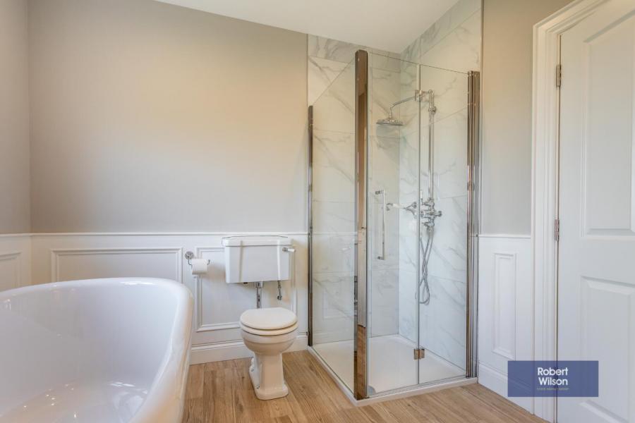 8 Belgravia Court