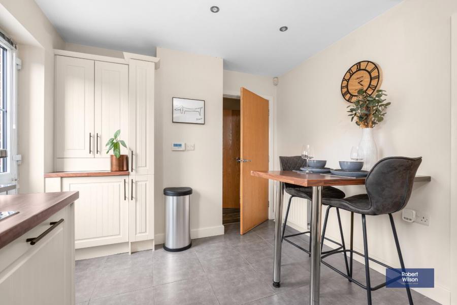 10 Ayrshire Gardens
