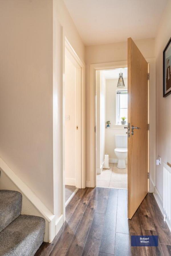 10 Ayrshire Gardens