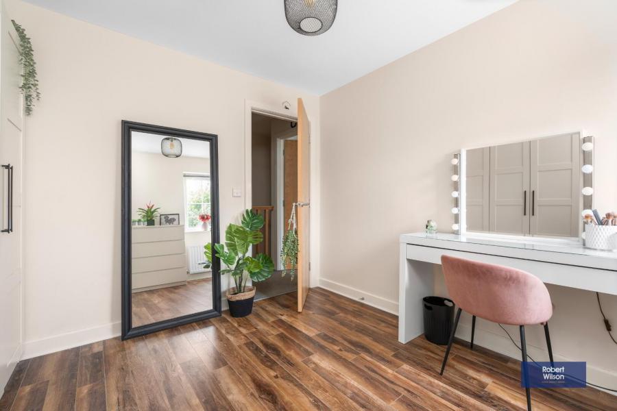 10 Ayrshire Gardens