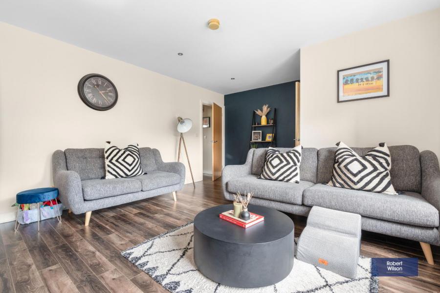 10 Ayrshire Gardens