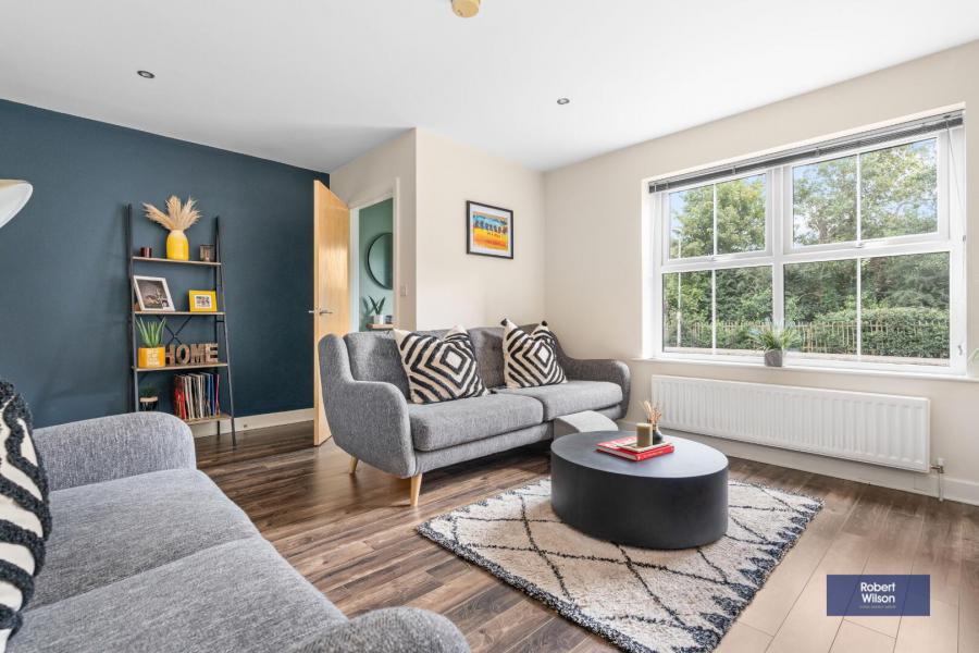 10 Ayrshire Gardens