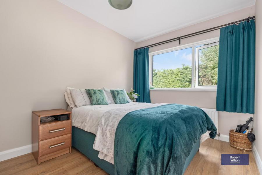 9 Massereene Gardens