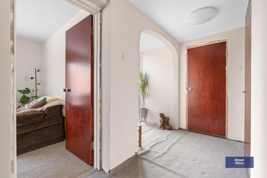 9 Massereene Gardens