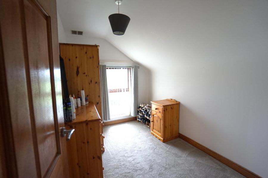 23 Halfpenny Gate Road