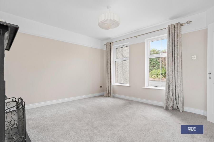 3 Broadwater Cottages