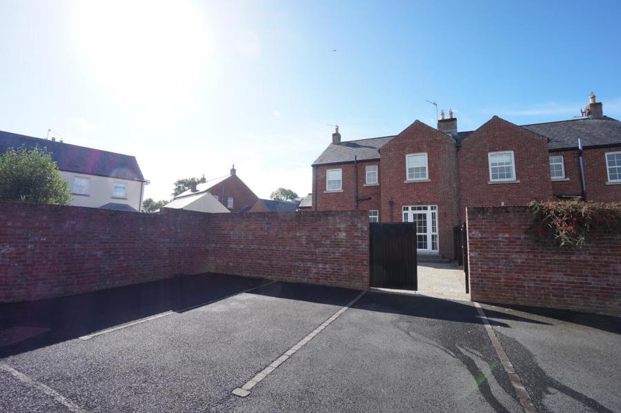 29 The Old Stables