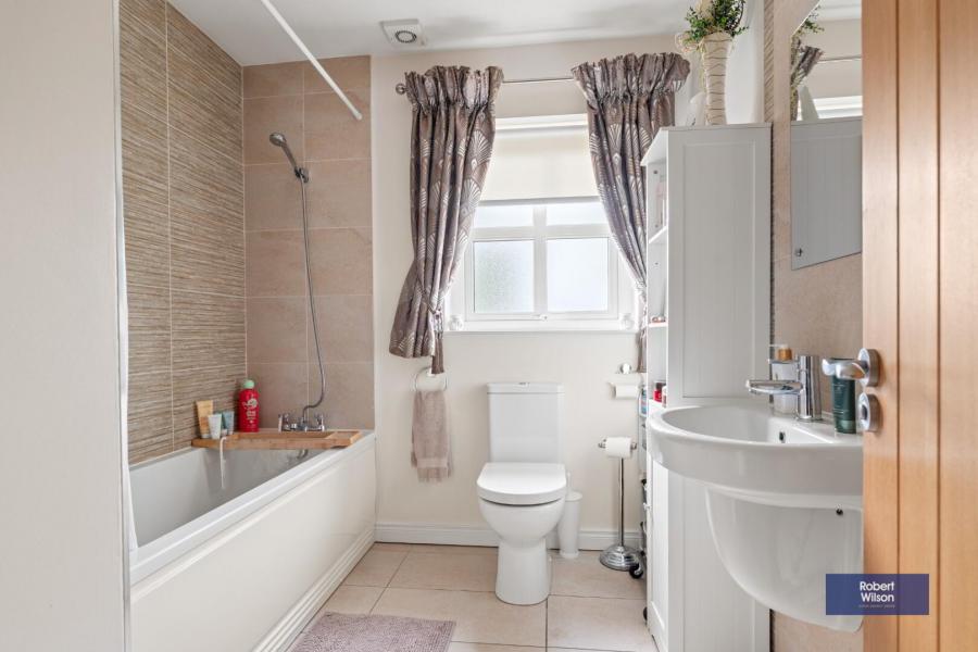 9A Penworth Green