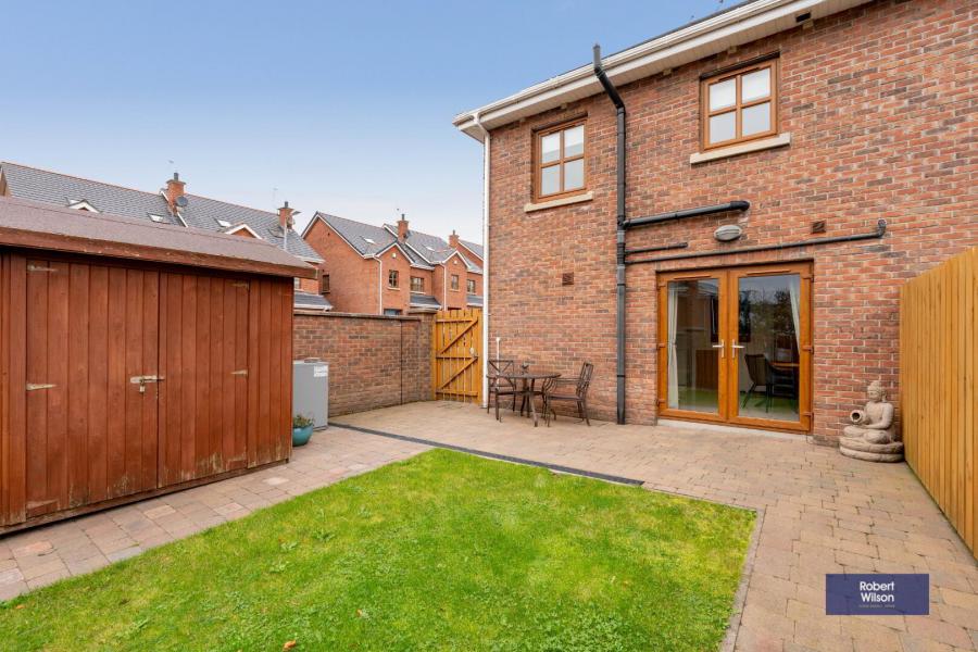 9A Penworth Green