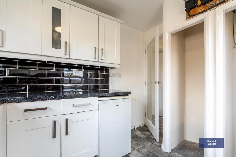 27 Killeaton Gardens