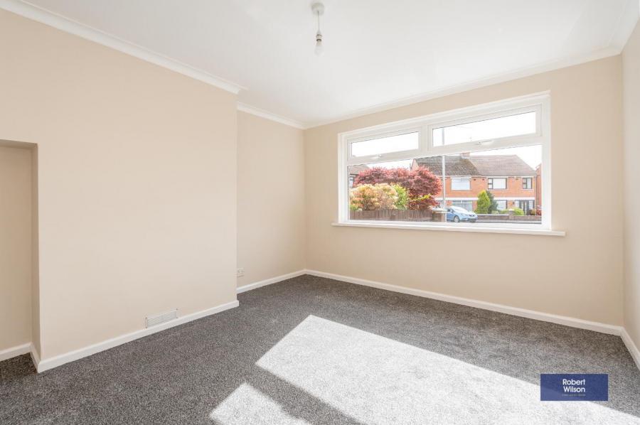 27 Killeaton Gardens