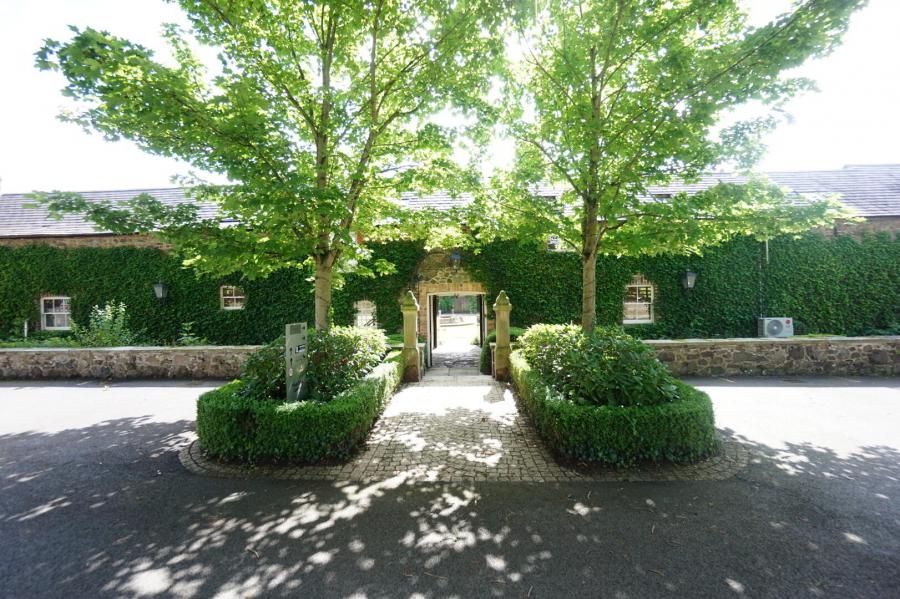 Drumnabreeze Courtyard, 62A Drumnabreeze Road