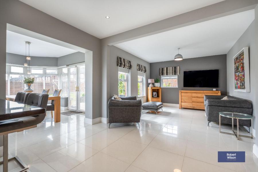 24 Limestone Meadows