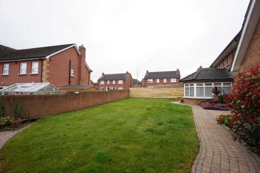 24 Limestone Meadows