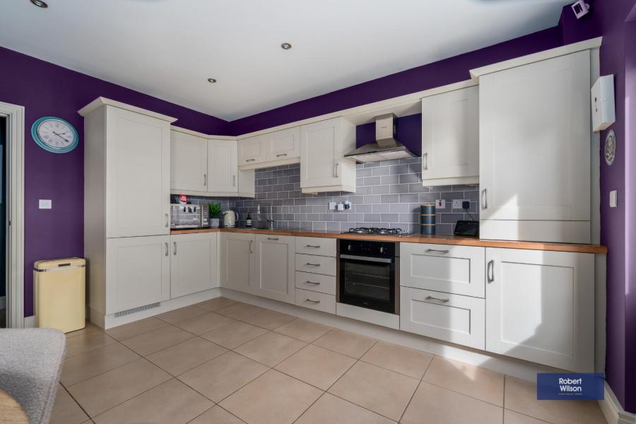 20 Magherahinch Avenue