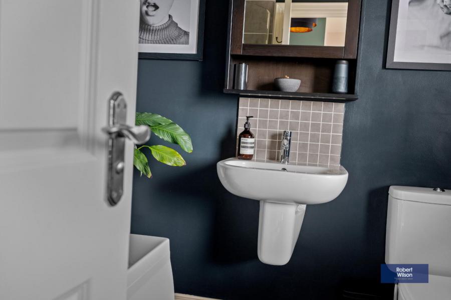 20 Magherahinch Avenue