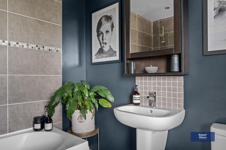 20 Magherahinch Avenue