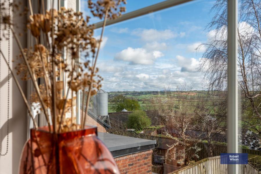 20 Magherahinch Avenue