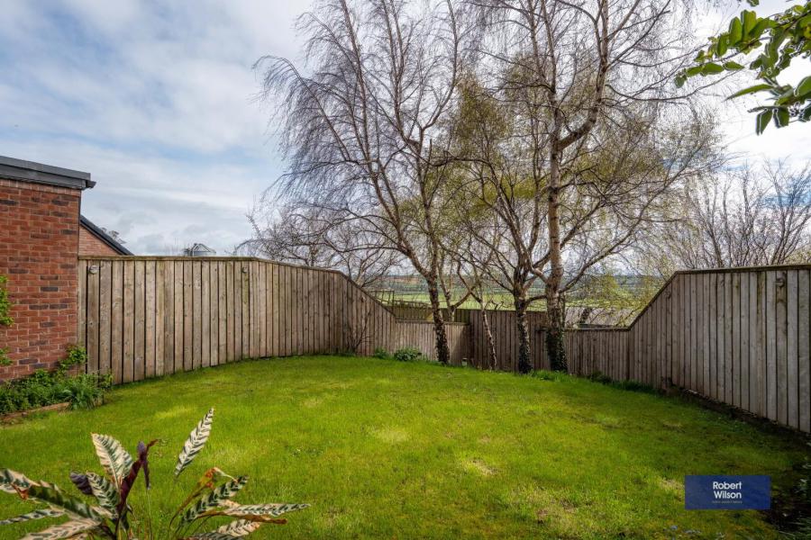 20 Magherahinch Avenue