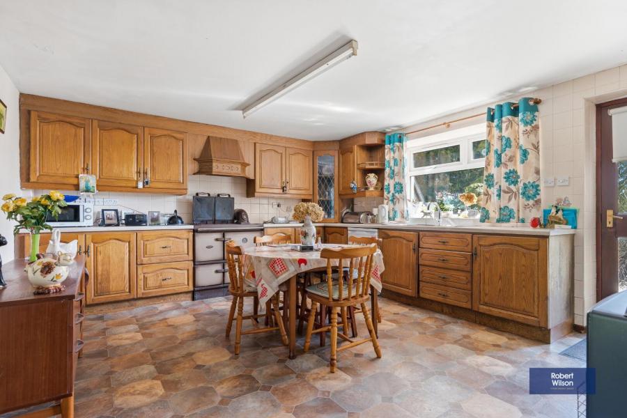 15 Scolban Road