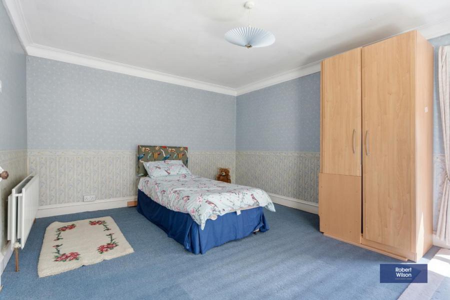 15 Scolban Road