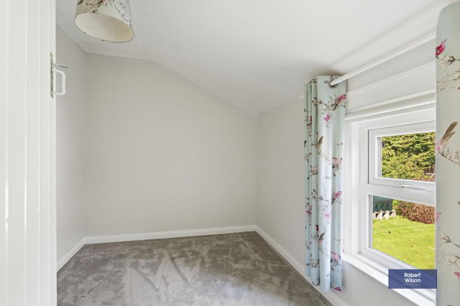 15 Scolban Road
