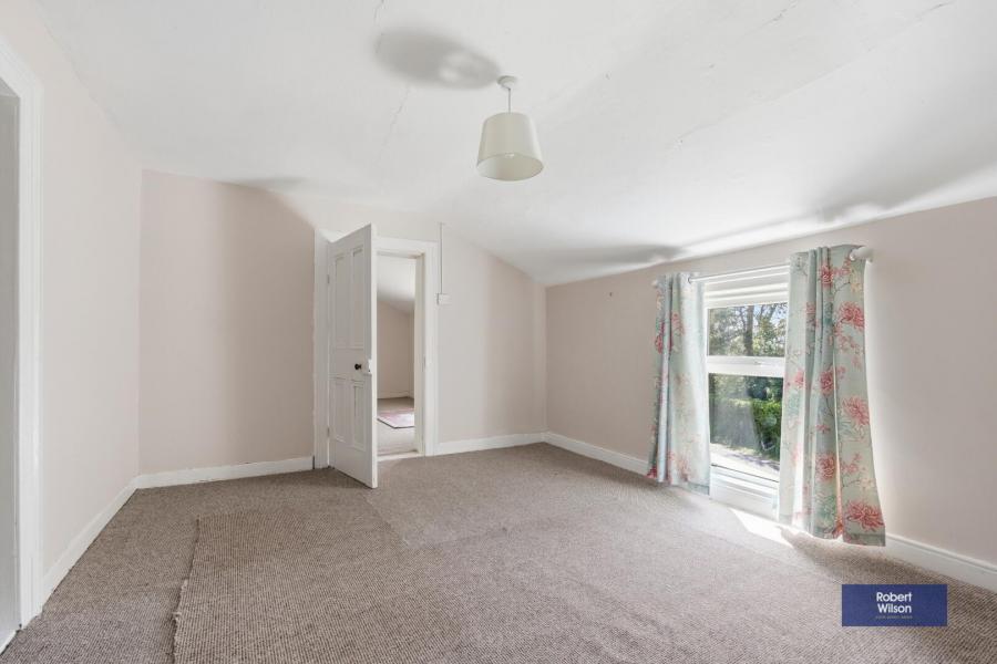 15 Scolban Road