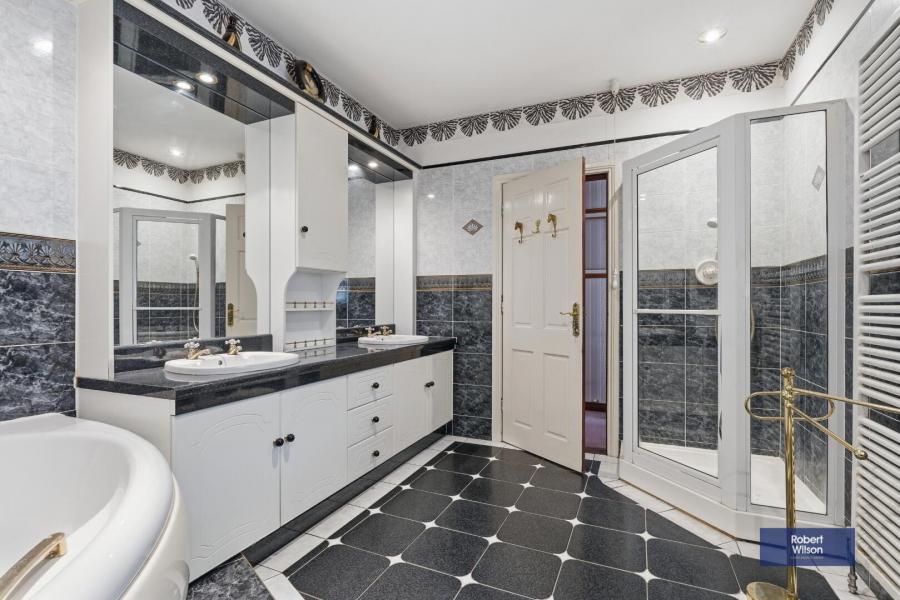 Grace Hall Manor, 63 Cottage Road