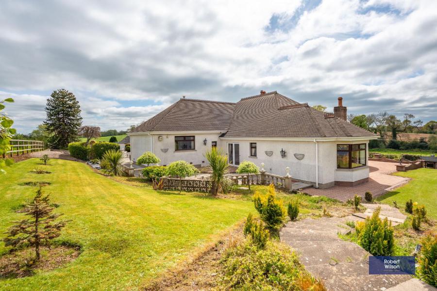 Grace Hall Manor, 63 Cottage Road