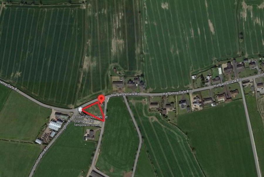 23 Halfpenny Gate Road