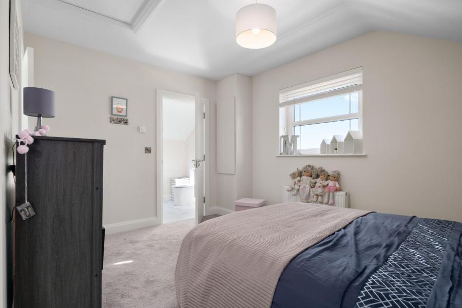 4, Glenavon Avenue