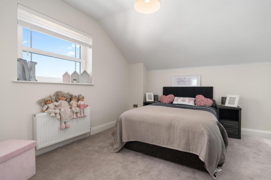 6, Glenavon Avenue