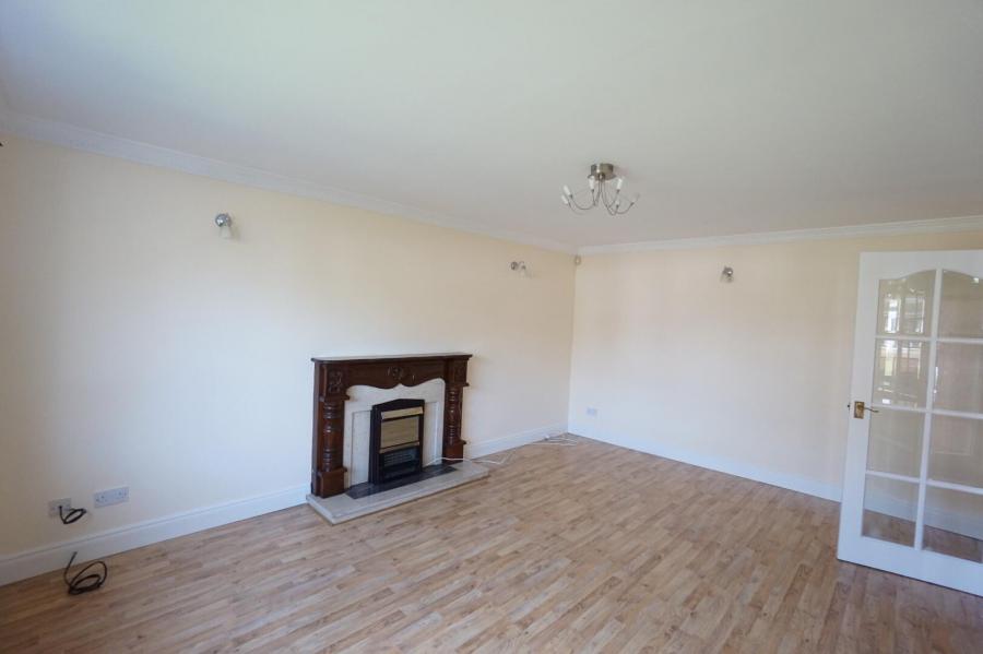 52 Holly Hill