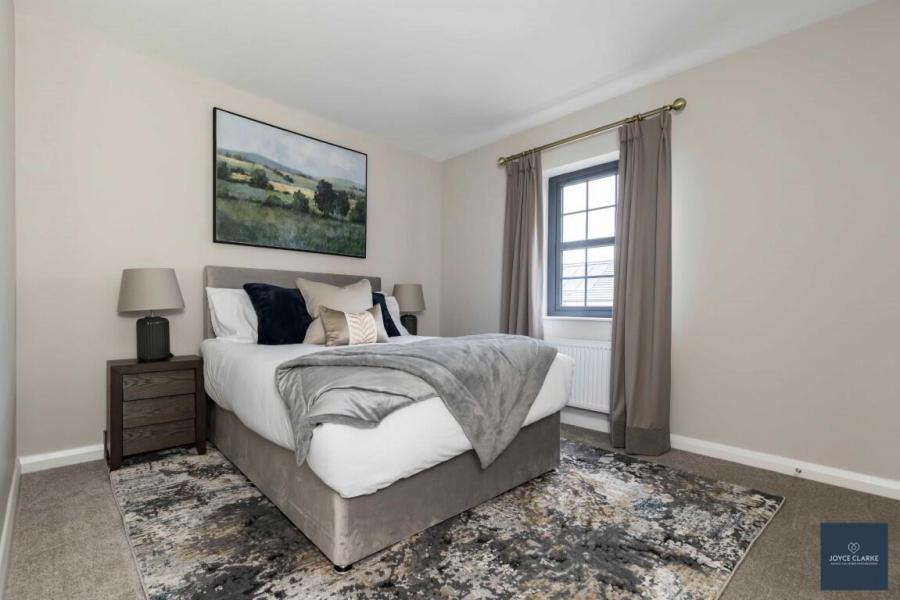 99, Render, Rathview Hall