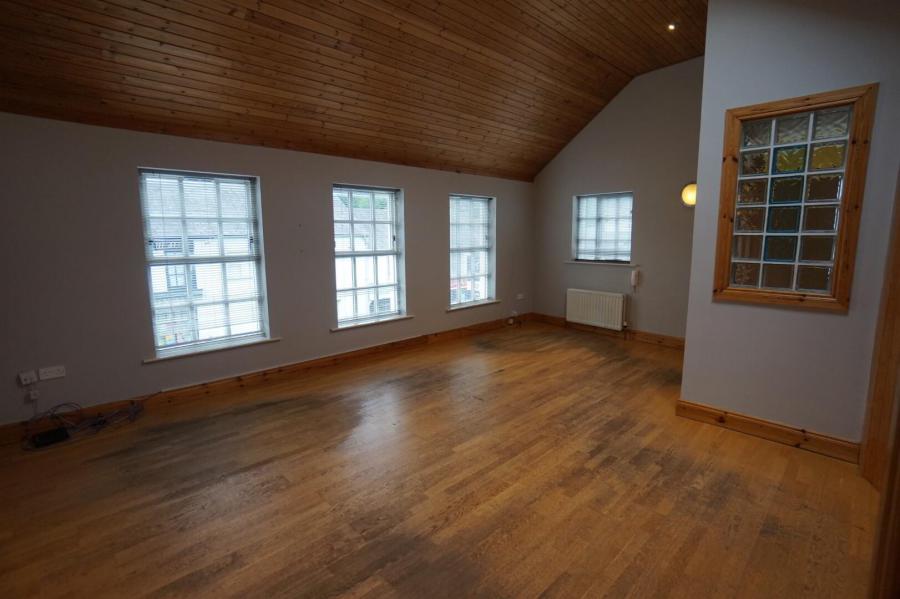 8a Ballynahinch Street