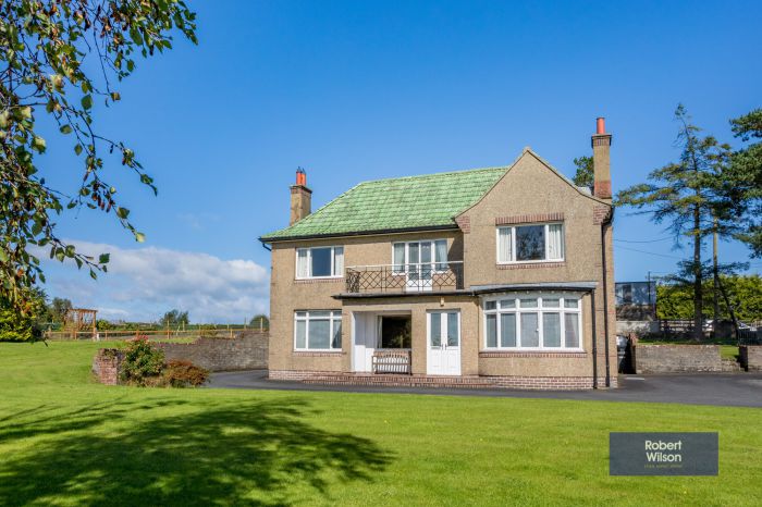 117 Hillsborough Road, dromore, BT25 1QW