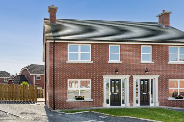 6 Cherryville View, lurgan, BT66 7BA