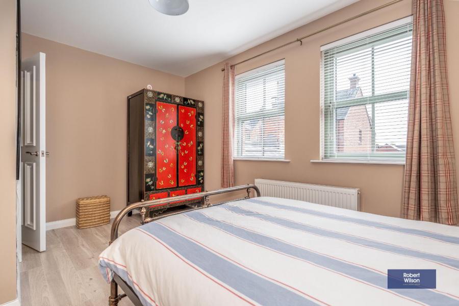 42 Blackthorn Manor