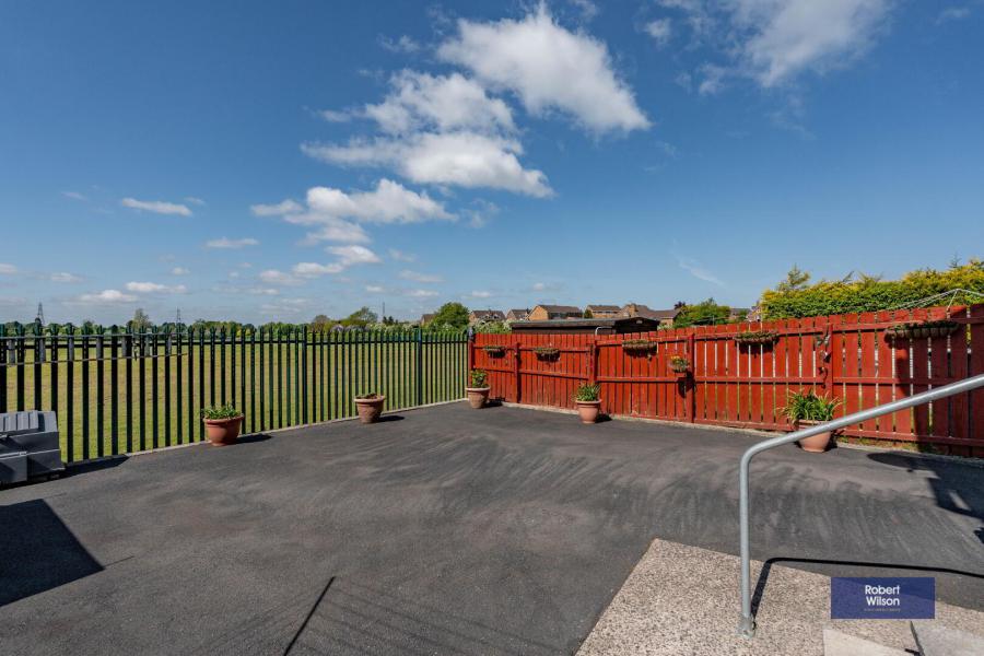 16 Marlborough Park