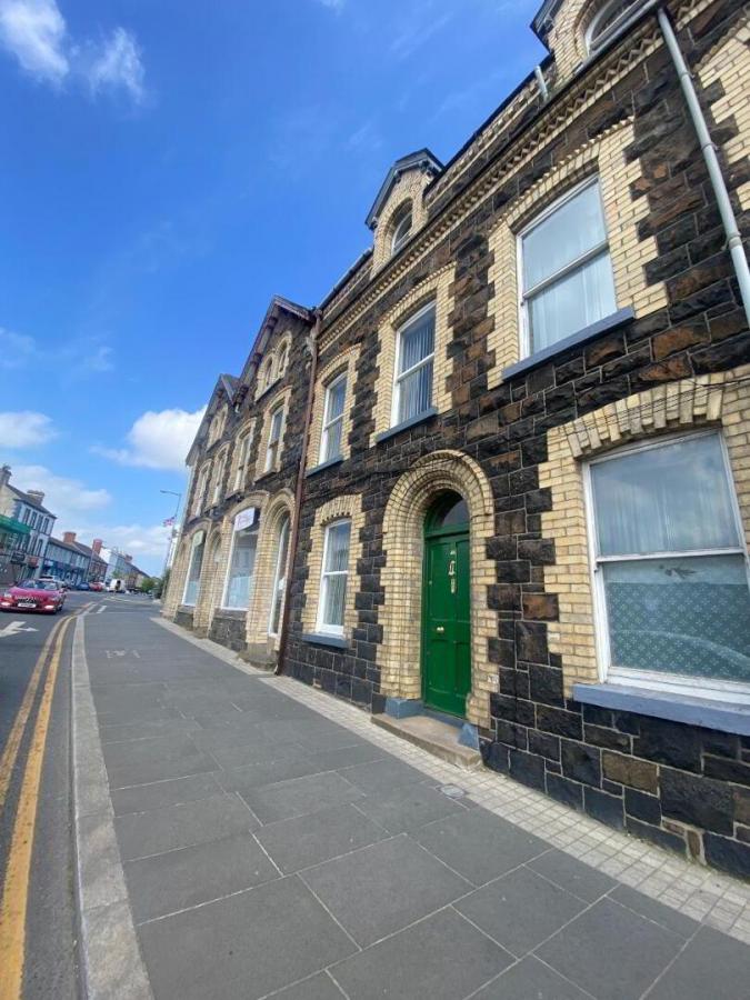 84 High Street