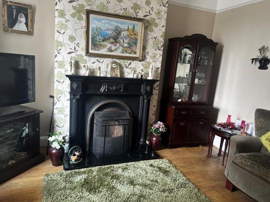 84 High Street
