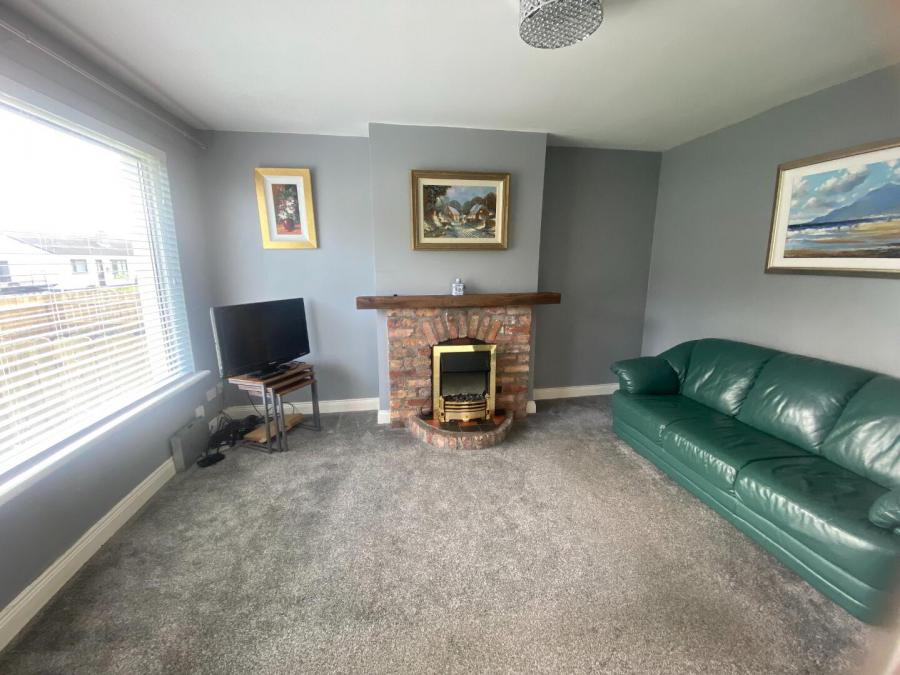 6 Pines Close