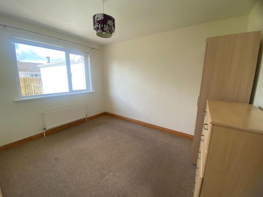 6 Pines Close