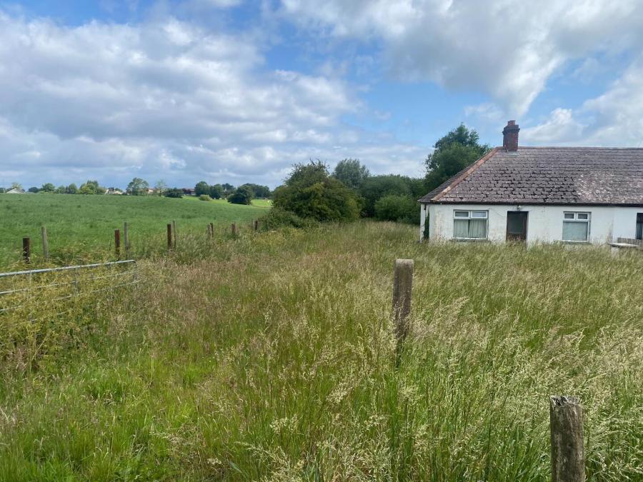 2 Derryhirk Road