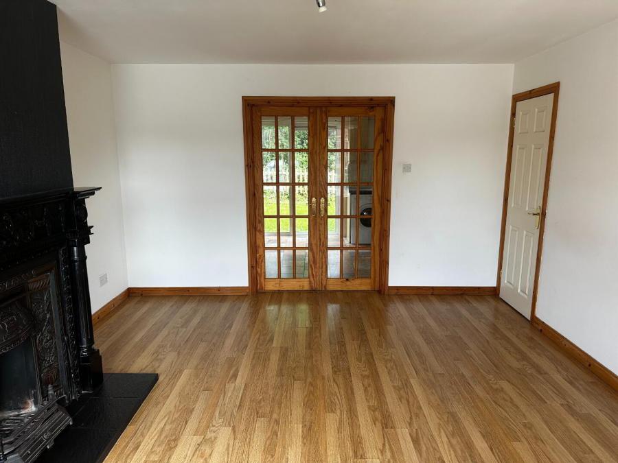 13 Oaktree Manor